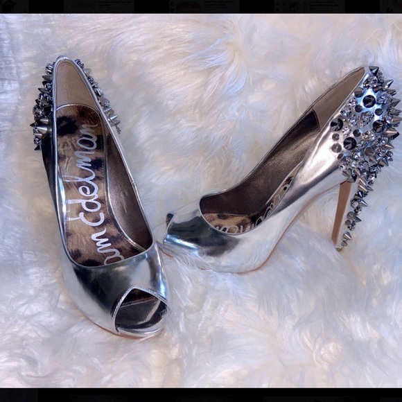 Sam Edelman Larissa Gunmental peep toe studded back heels - Picture 1 of 4